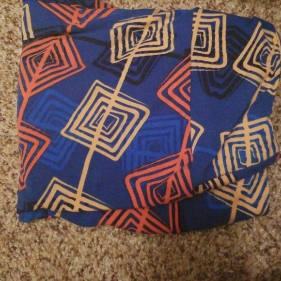 Lularoe leggings - Picture 5 of 8